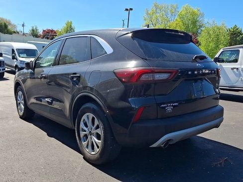 Certified 2023 Ford Escape Active w/ Tech Pack #2 AWD/4WD image 3