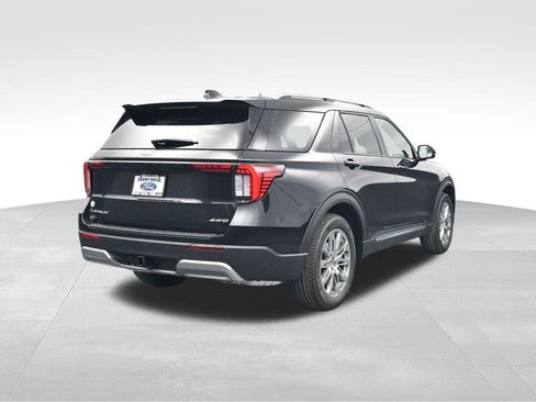 New 2026 Ford Explorer Platinum image 7