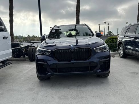 Used 2023 BMW X5 M50i w/ Executive Package AWD/4WD image 2