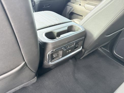 Used 2023 Chevrolet Silverado 1500 High Country AWD/4WD image 22