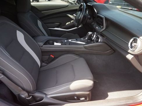Used 2022 Chevrolet Camaro SS RWD image 14
