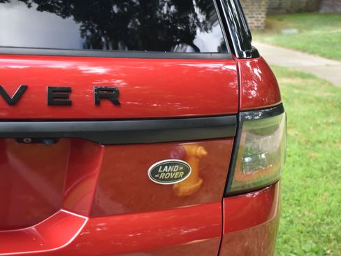 Used 2019 Land Rover Range Rover Sport HSE image 17