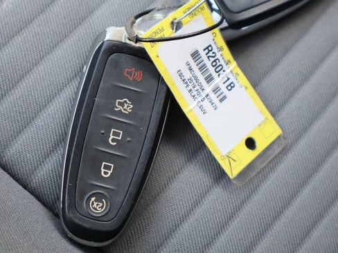 Used 2019 Ford Escape SE FWD image 31