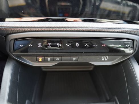 New 2026 Jeep Cherokee Limited AWD/4WD image 14