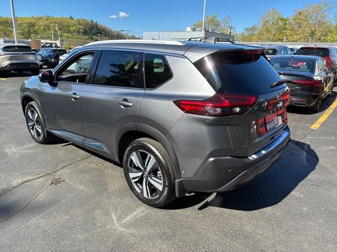 Certified 2023 Nissan Rogue SL w/ SL Premium Package AWD/4WD image 4
