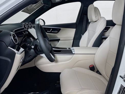 New 2026 Mercedes-Benz GLC 300 4MATIC image 16