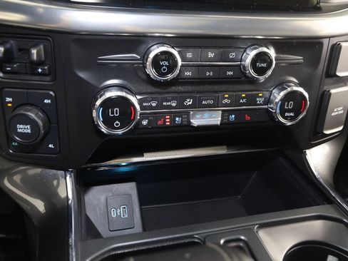 Used 2021 Ford F150 Lariat w/ Equipment Group 502A High AWD/4WD image 29