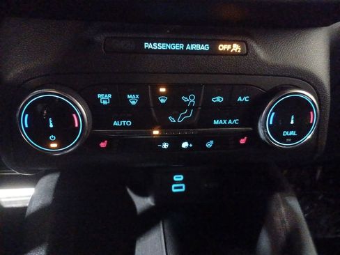 Used 2023 Ford Escape ST-Line image 16