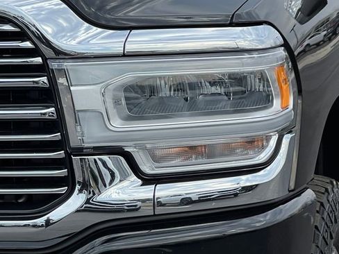 Used 2024 RAM 2500 Laramie AWD/4WD image 46