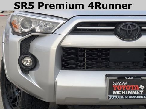 Used 2023 Toyota 4Runner SR5 Premium image 3
