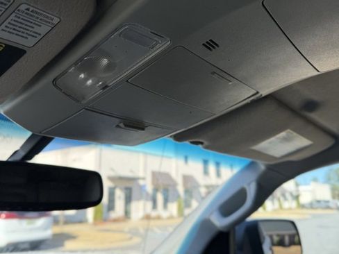 Used 2012 Toyota Tundra 4x4 CrewMax w/ SR5 Pkg image 40