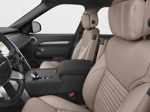 New 2025 Land Rover Discovery S AWD/4WD image 6