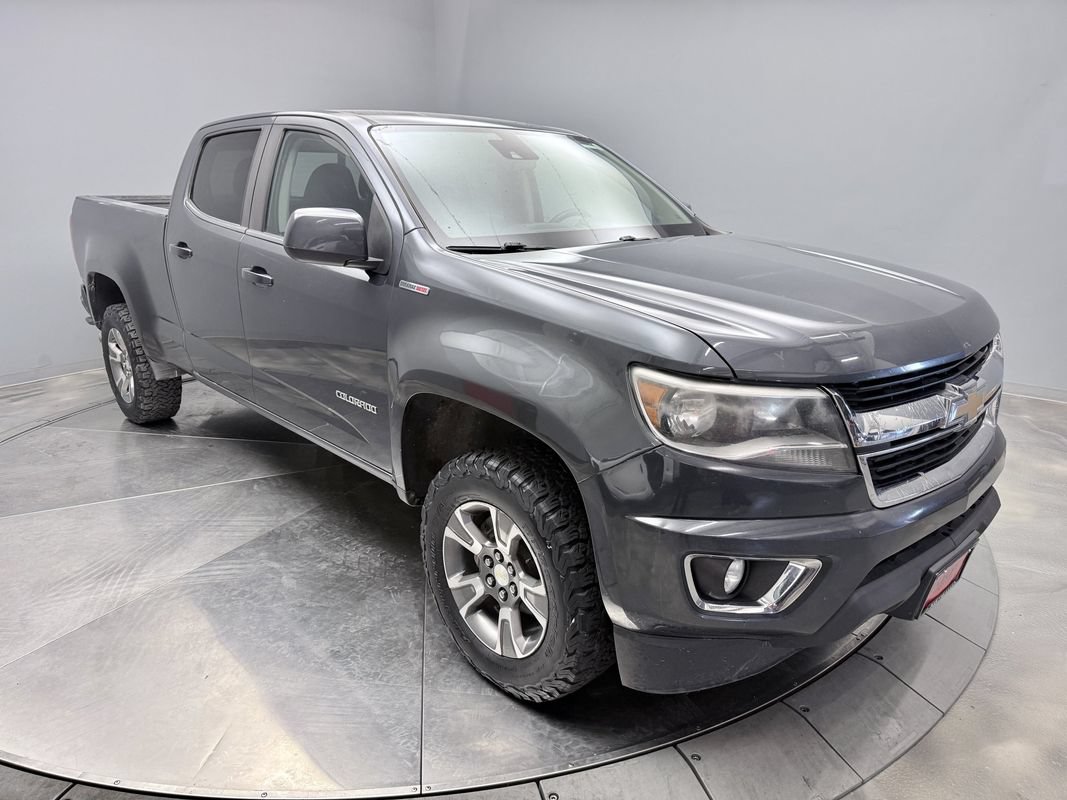 Used 2017 Chevrolet Colorado LT w/ LT Convenience Package AWD/4WD image 3