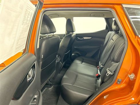 Used 2022 Nissan Rogue Sport SL image 20