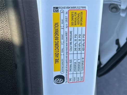 Used 2024 Buick Enclave Premium image 44