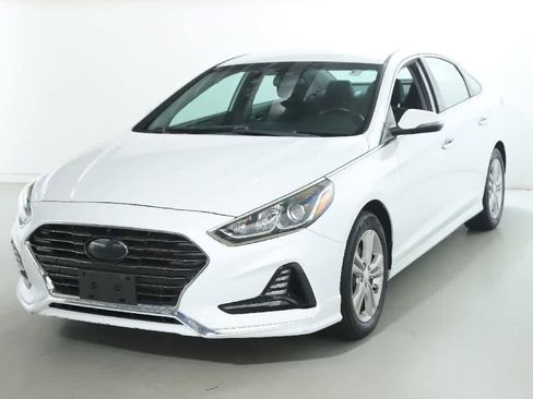 Used 2018 Hyundai Sonata SEL FWD image 1