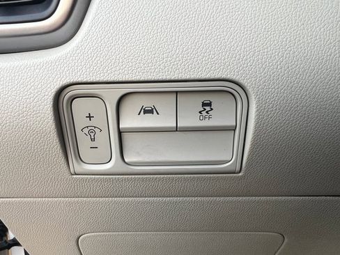 Certified 2022 Kia Sorento S image 14