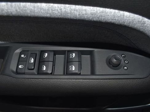 New 2025 Jeep Compass Sport w/ Mopar Graphics Package image 13