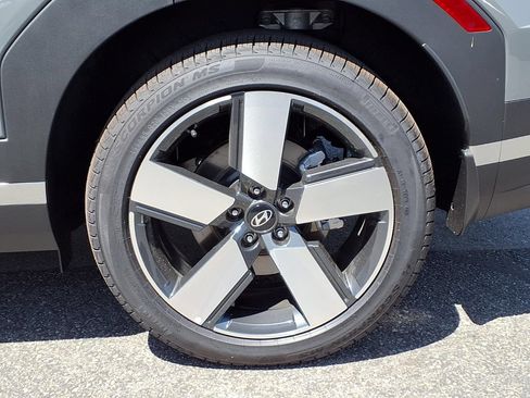 New 2026 Hyundai Santa Fe Limited FWD image 7