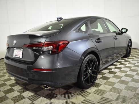 Used 2025 Honda Civic Sport image 4