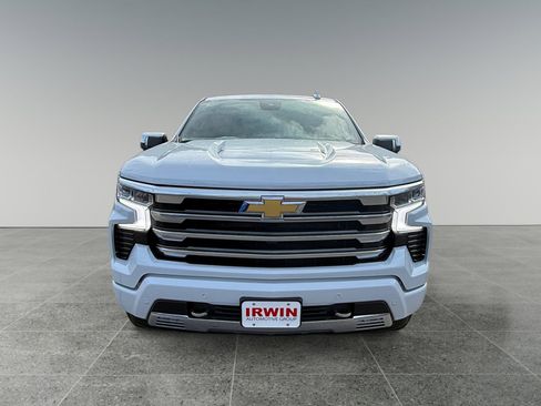 New 2026 Chevrolet Silverado 1500 High Country w/ High Country Premium Package AWD/4WD image 8