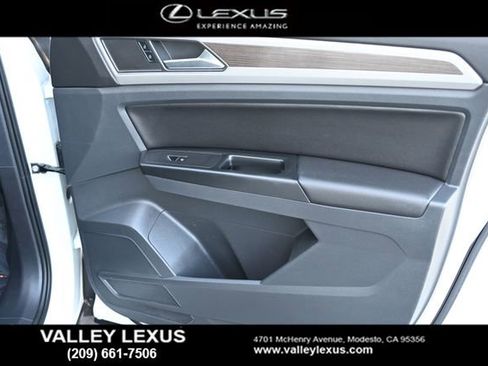 Used 2019 Volkswagen Atlas SE image 19