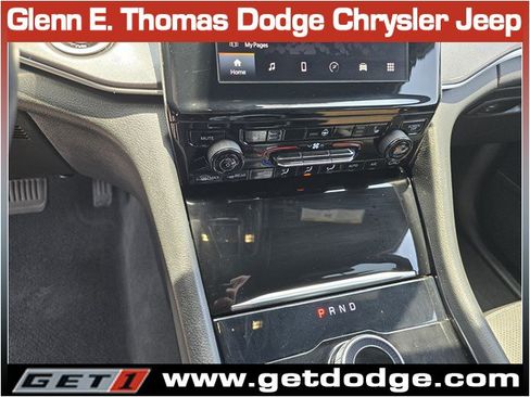 Certified 2022 Jeep Grand Cherokee L Laredo AWD/4WD image 19