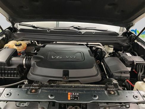 Used 2015 Chevrolet Colorado Z71 image 12