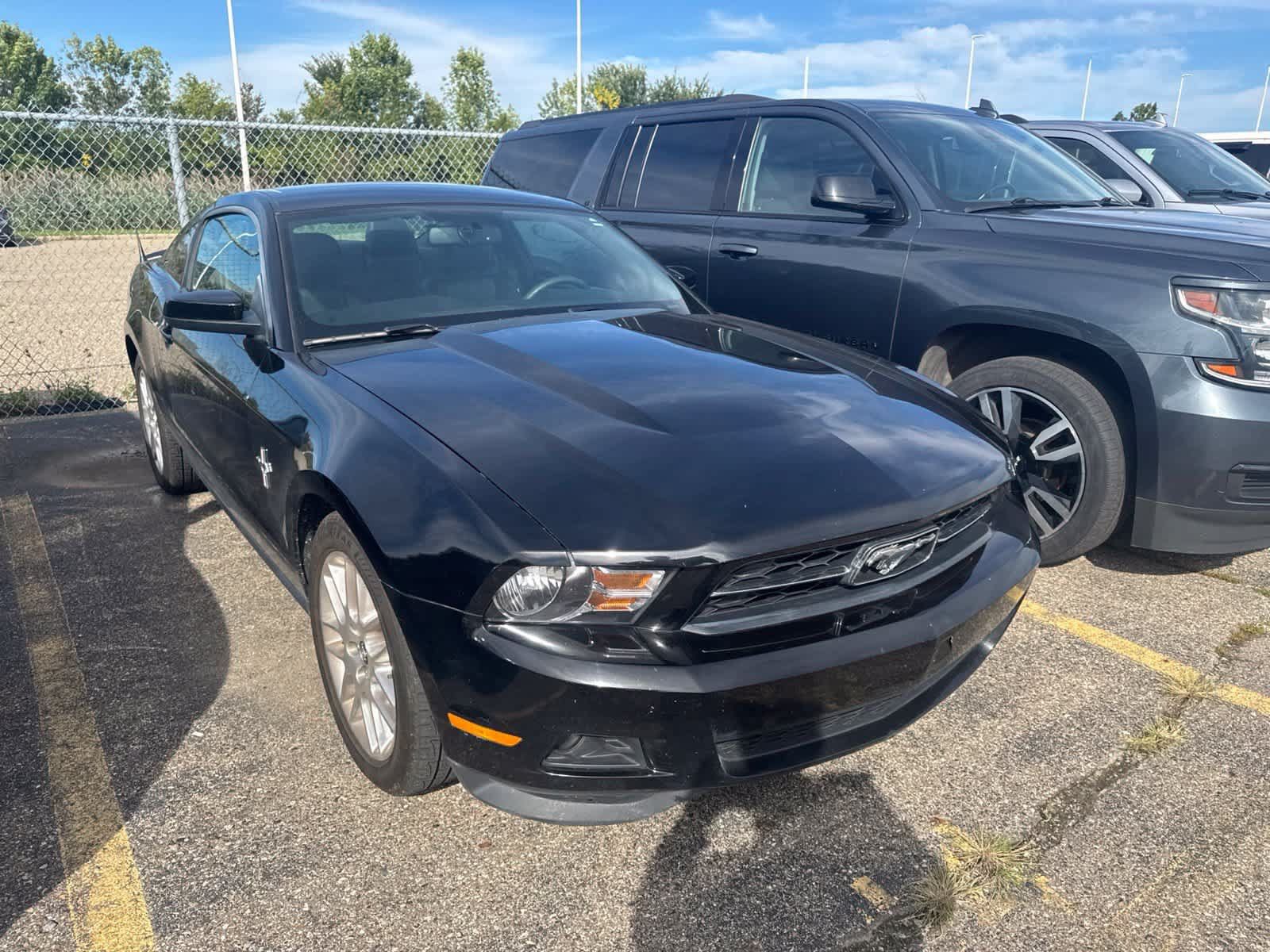 Used 2012 Ford Mustang Premium RWD image 25