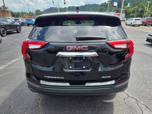 Used 2022 GMC Terrain SLE AWD/4WD image 6