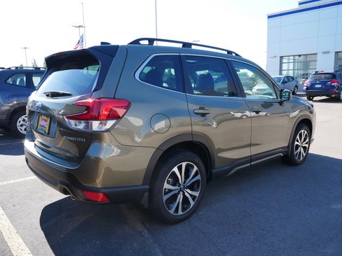 Certified 2024 Subaru Forester Limited AWD/4WD image 3