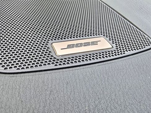 Used 2018 Nissan Pathfinder Platinum FWD image 17