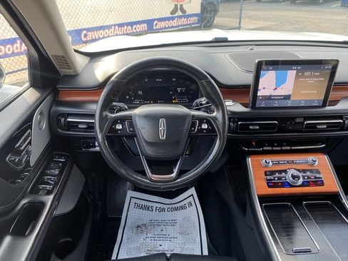 Used 2020 Lincoln Aviator Reserve w/ Equipment Group 201A AWD/4WD image 22
