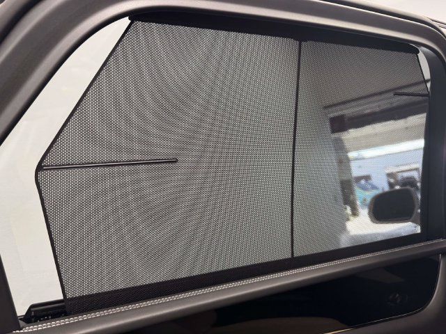 Used 2020 Bentley Bentayga AWD/4WD image 26