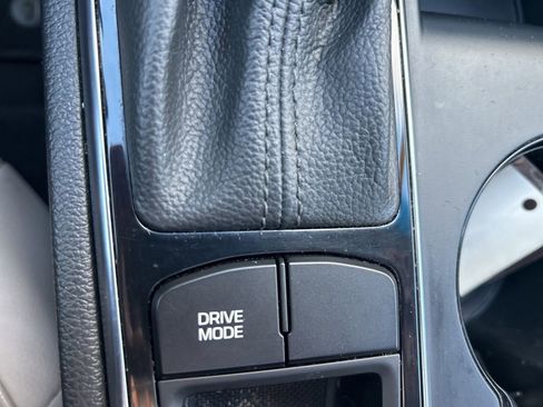 Used 2017 Hyundai Sonata Sport w/ Value Edition Package 02 image 30