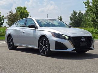 Used 2024 Nissan Altima 2.5 SR FWD video 1