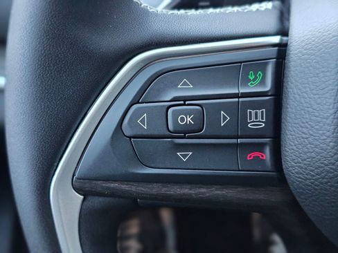 New 2026 Jeep Grand Cherokee Altitude image 15