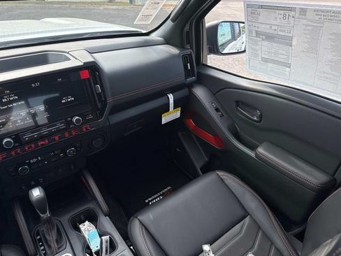 New 2027 Nissan Frontier PRO-4X w/ Pro Premium Package AWD/4WD image 18