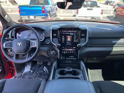 Used 2025 RAM 1500 Big Horn AWD/4WD image 14
