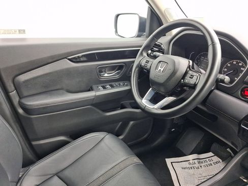 Used 2023 Honda Pilot Touring image 22