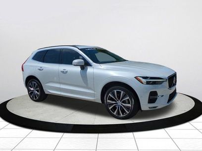Used 2022 Volvo XC60 B5 Momentum w/ Advanced Package
