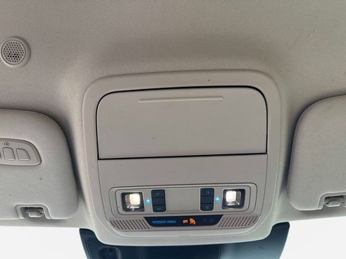 Used 2022 Ford Explorer Limited w/ Limited Technology Package image 30