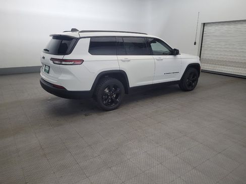 Used 2023 Jeep Grand Cherokee L Laredo AWD/4WD image 10