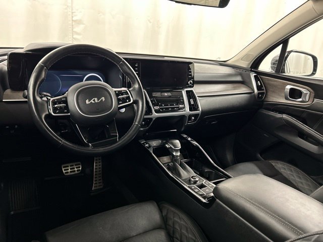 Used 2023 Kia Sorento SX Prestige AWD/4WD image 21