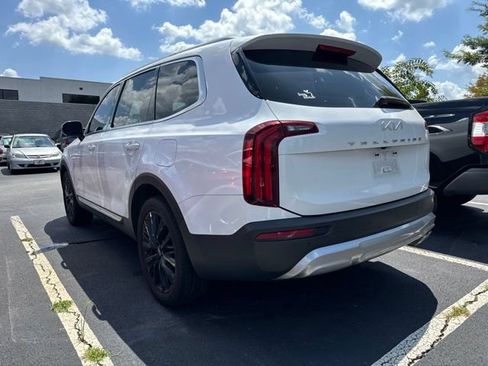 Used 2022 Kia Telluride SX FWD image 2