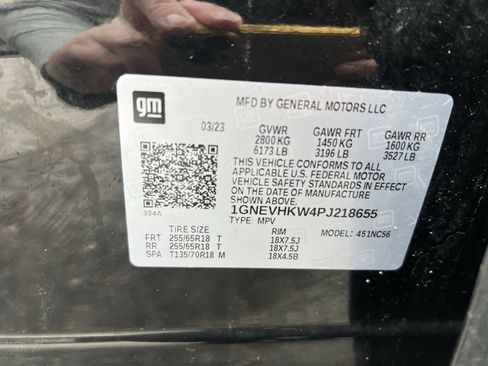 Used 2023 Chevrolet Traverse LT image 27