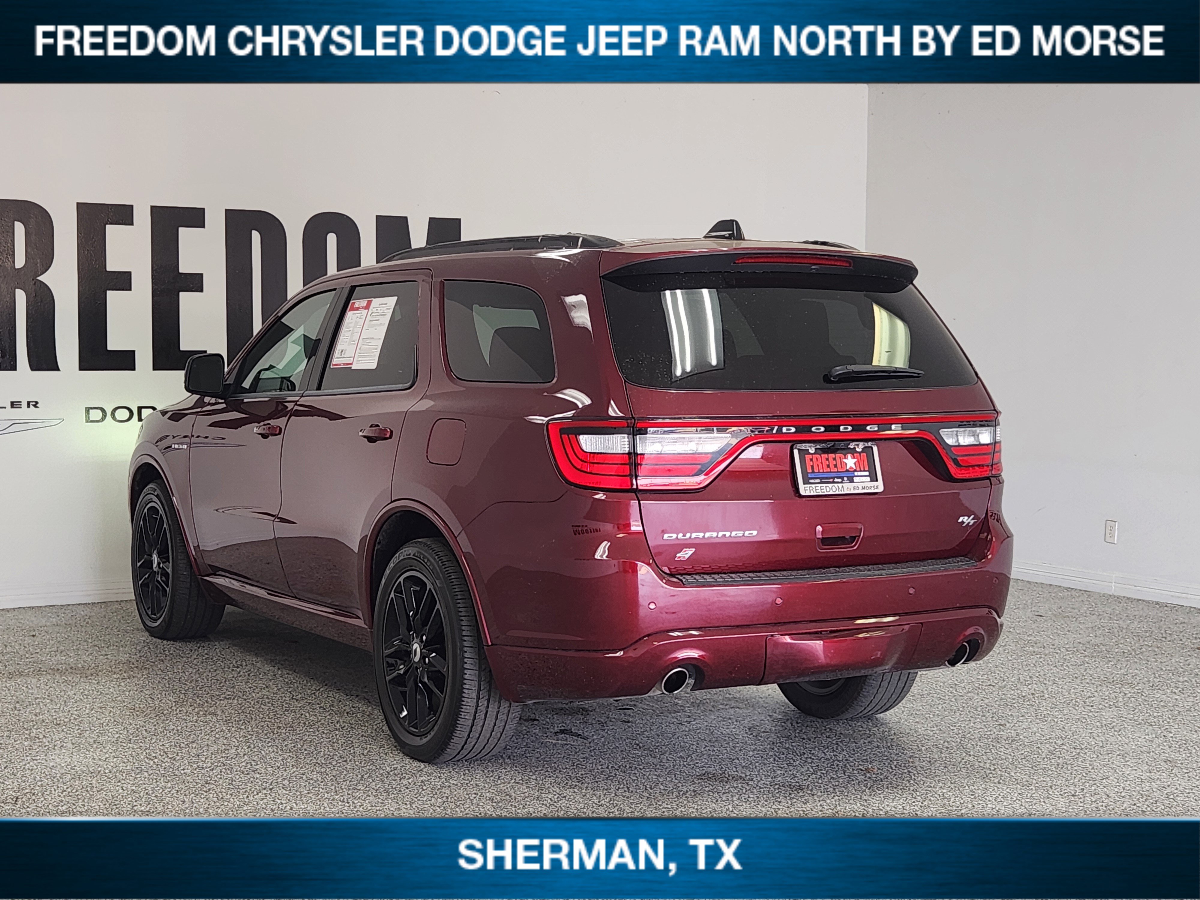 Used 2024 Dodge Durango R/T AWD/4WD image 3