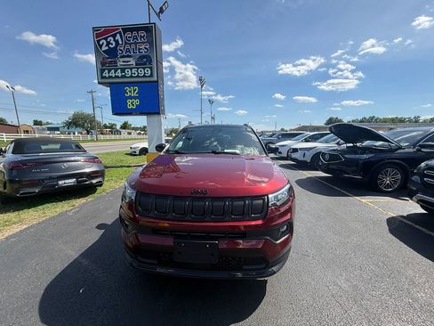 Used 2022 Jeep Compass Latitude AWD/4WD image 9