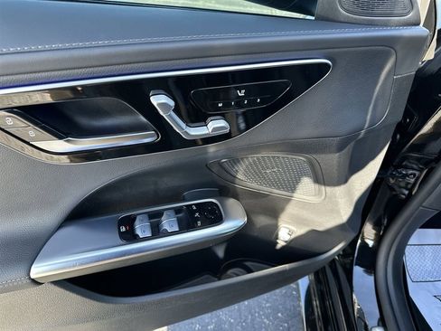 Used 2023 Mercedes-Benz C 300 4MATIC Sedan image 13