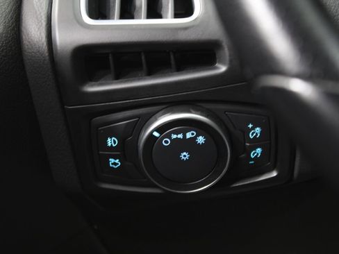 Used 2018 Ford Focus ST FWD image 38